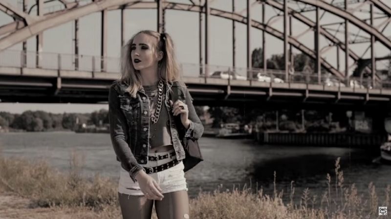 "Schwarze Rosen“- Neues Frei.Wild Video !